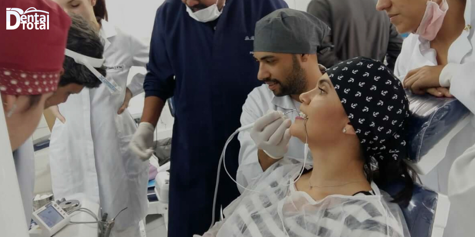 Precisão e Eficiência para Procedimentos Endodônticos: Localizador Apical APX1
